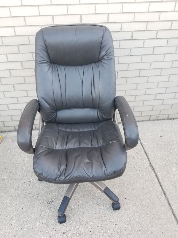 Office Chair Furniture In Franklin Park Il Offerup