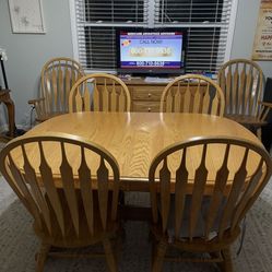 Solid Oak Table And 6 Chairs