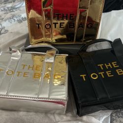 New The Tote Bag Handbags