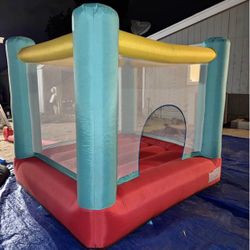 Bounce House For Kids 