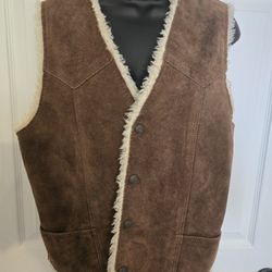 Woman's Vest  Size Medium 