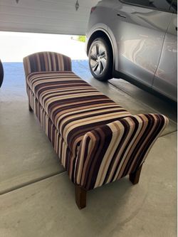 Storage Bench / Ottoman Bench for Sale – Clean & Sturdy