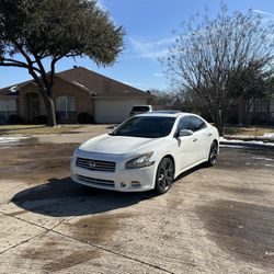 2013 Nissan Maxima Sport! 4,600$ CASH
