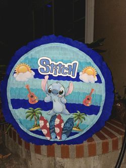 Glo's Custom Made Piñatas