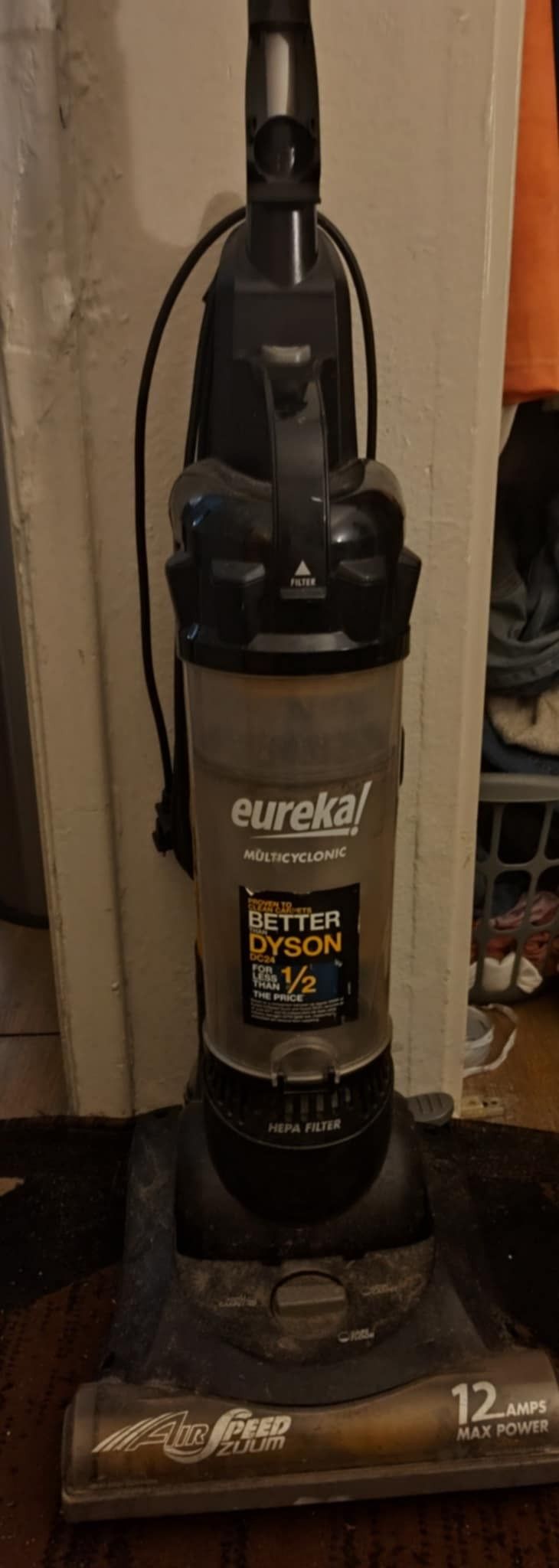 Eureka Vacuum Cleaner. Model AS5203