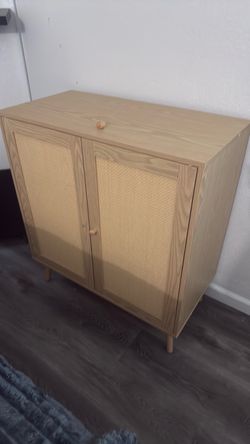Modern cabinet