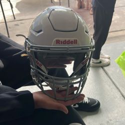 2022 Speedflex Riddell Football Helmet