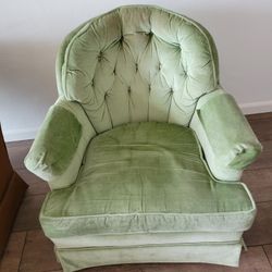 Vintage Green Chair (Keyword Sofa Recliner)