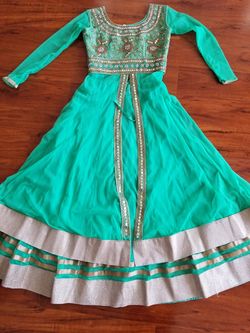 Brand New Evening Dress (2 pieces)