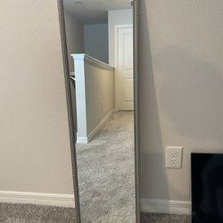 Body Mirror