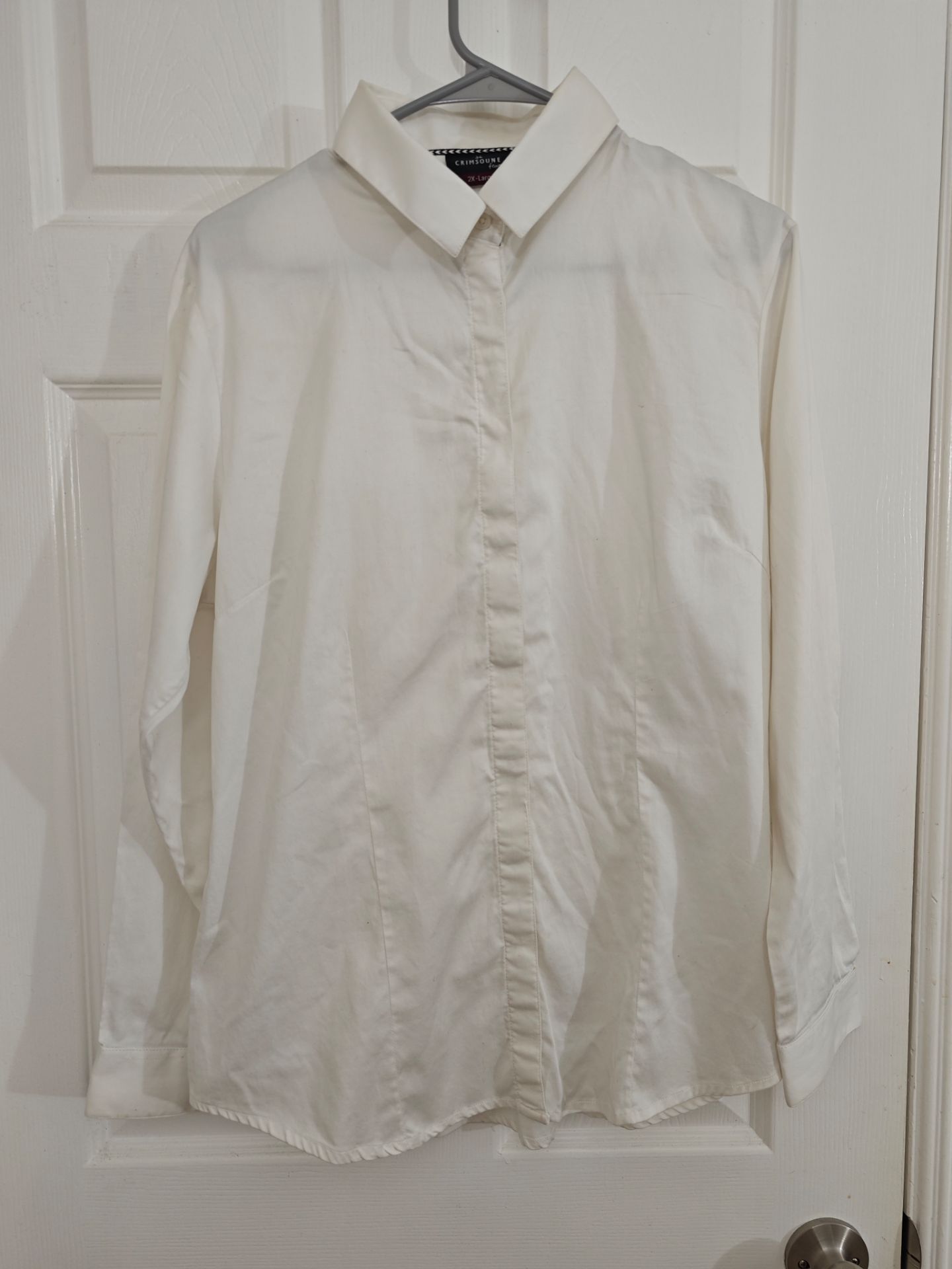 Women's white long sleeve shirt