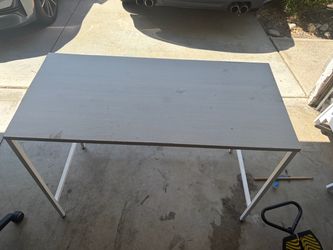 Free Desk