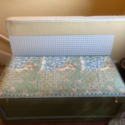 Storage Chest/ottoman 