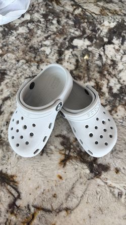 Crocs toddler size 8