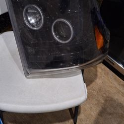 11 To 16 F250 Prohector Headlight Housing, Bulb Not Included