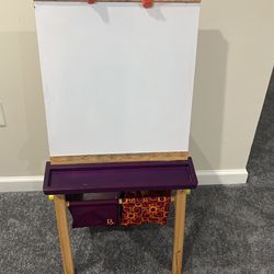 Black And White Easel Board