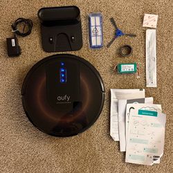 Eufy RoboVac G30 Edge Smart Robot Vacuum – Extras Included