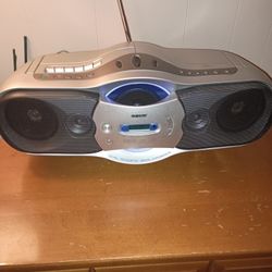 Sony Boom Box Am FM Cassette CD Player Works Gd Needs Cord