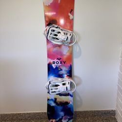ROXY Snowboard 146 Solomon bindings GIRO Helmet and Goggles 