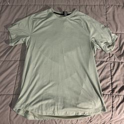 Lululemon Men’s T-Shirt