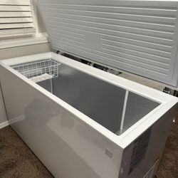 Chest Freezer 