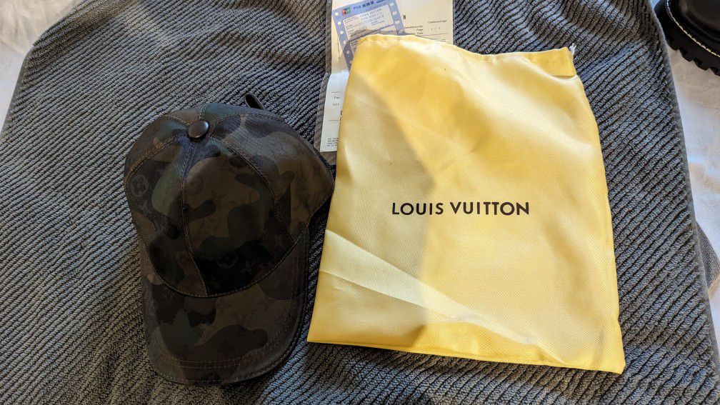 Louis Vuitton Baseball Hat  Black And Green 