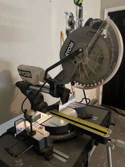 Ryobi TSS120L 12-inch sliding compound miter saw