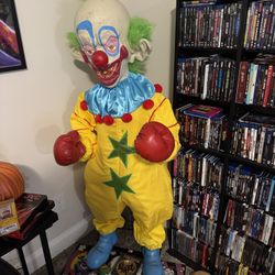 Killer Klown From Outer Space Shorty Animatronic Spirit Halloween Decoration