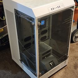 Thermaltake Tower 900