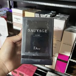 Dior sauvage men cologne