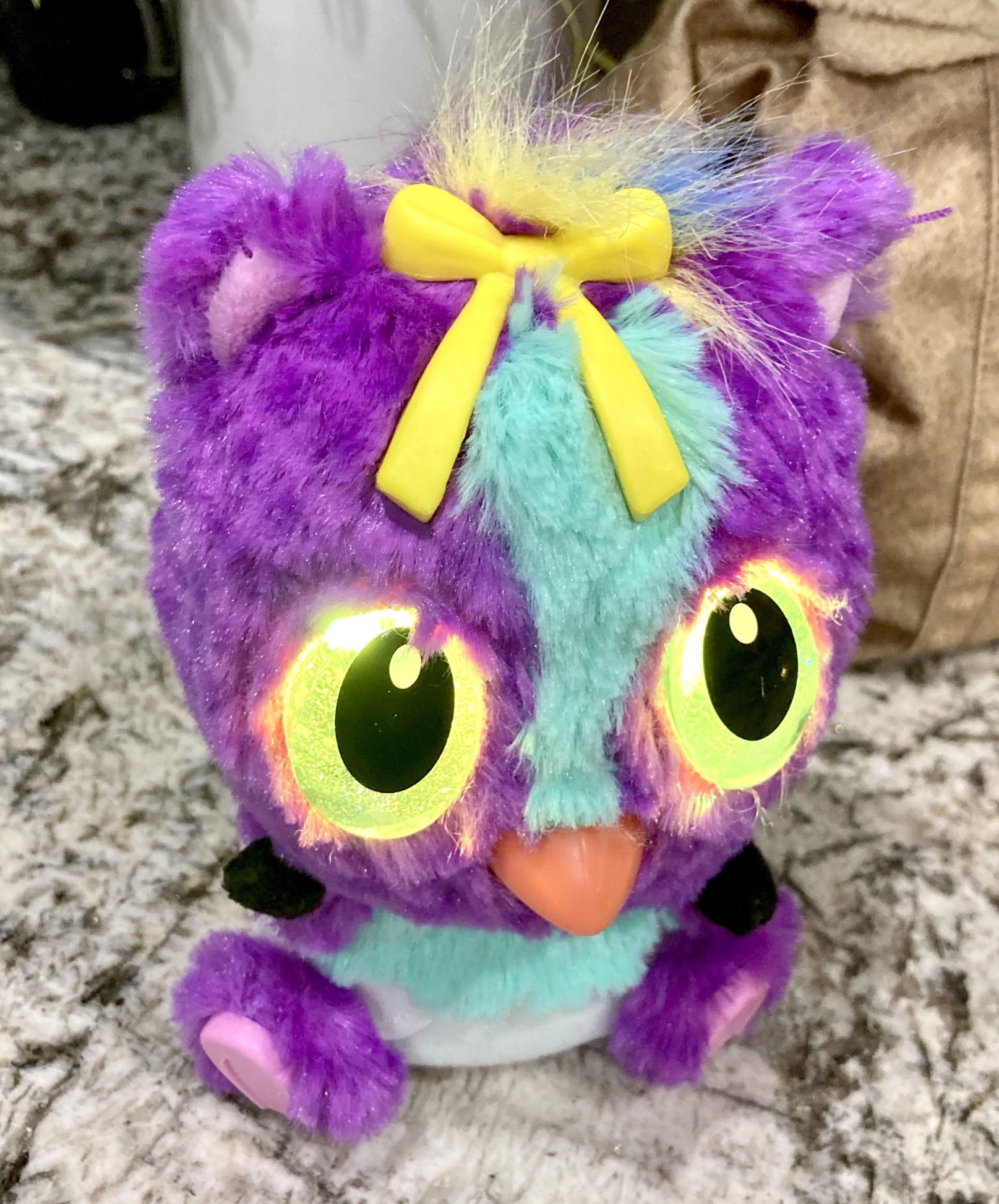 Hatchimals Hatchi Babies Baby Bird Interactive Talking and Lights Up