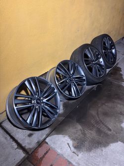 Q50 Stock wheels