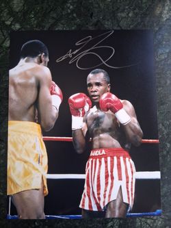 Sugar Ray Leonard Middle Welter Lightweight Boxing Champ Signed 8x10 Photo COA