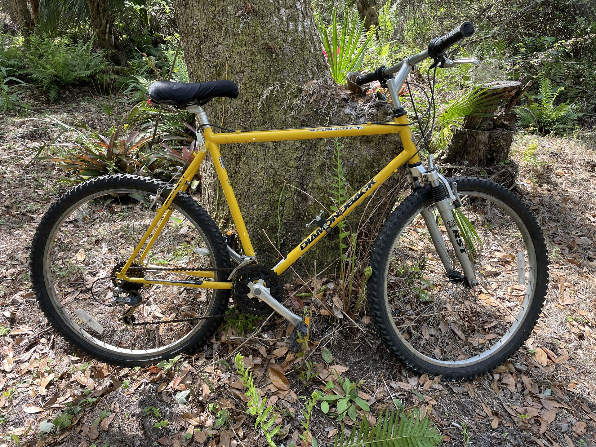 Diamondback Sorrento SE Yellow