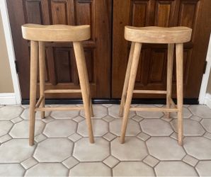 Set of two Pottery Barn bar stools