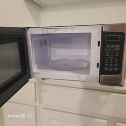 Microwave  Counter Top