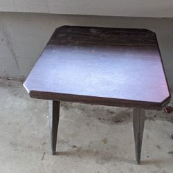End Table (x2) $10 each