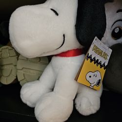 Snoopy Plush 