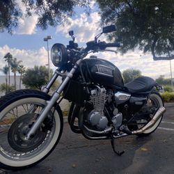 Triumph Thunderbird 