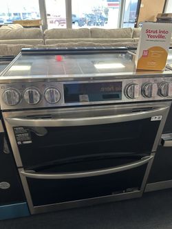 LG Slide in Electric stove ( With AirFry)