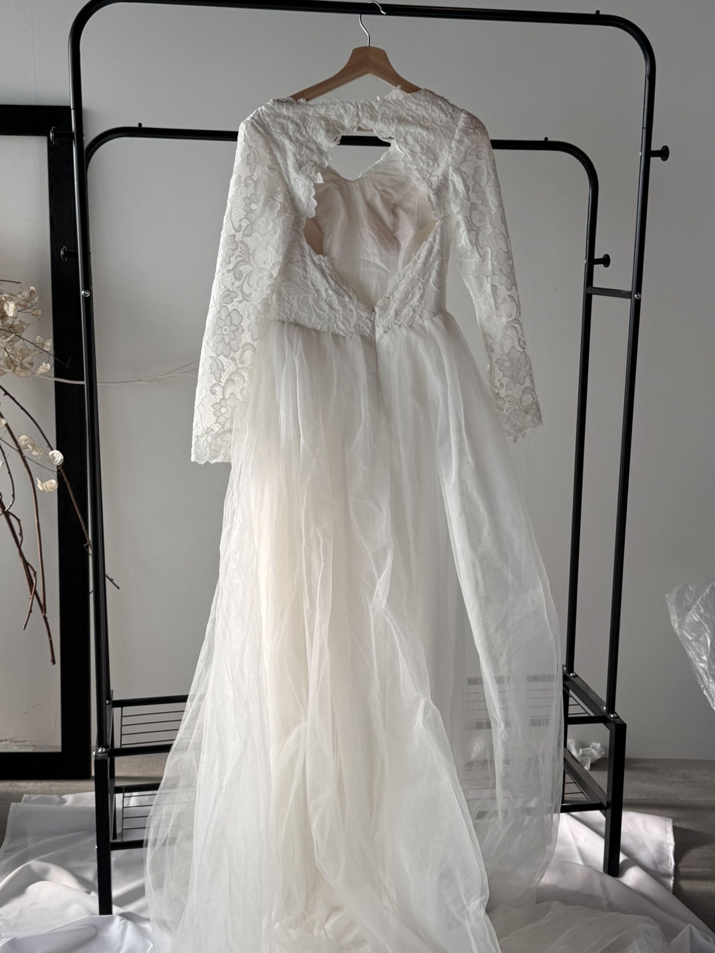 wedding dress