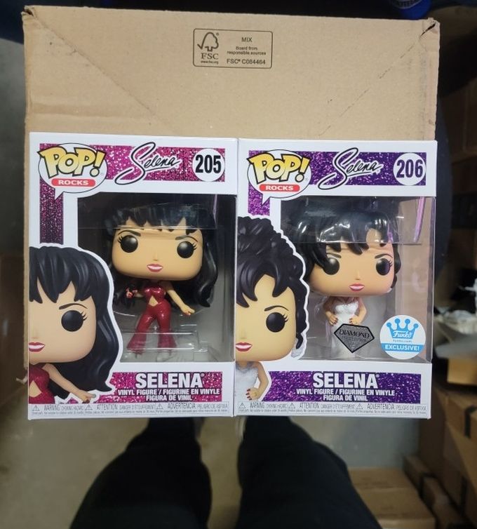 FUNKO ROCKS: SELENA (GLITTER & DIAMOND COLLECTION EXCL) BUNDLE **SOLD INDIVIDUALLY TOO** 🔥 (PERFECT CONDITION/INCLUDES PROTECTORS) **AVAILABLE**
