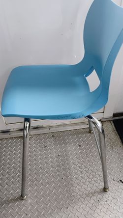Blue polypropylene shell stack chair
