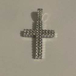 **Glossy** CROSS PENDANT 