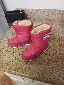 Kids Snow Boots Size 1.5