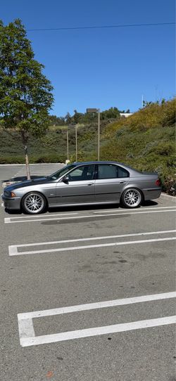2002 BMW M5