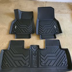 Tesla Model Y Sporty Floor Mats