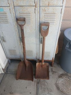 Vintage Shovels