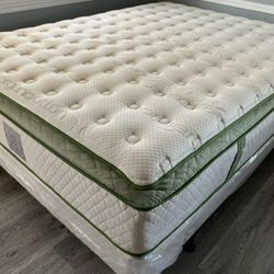 Queen Organic Elite Superior Hybrid Cool Gel Memory Foam Pillow Top 14inch Mattress!!