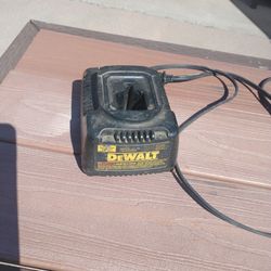 DeWalt Battery Charger